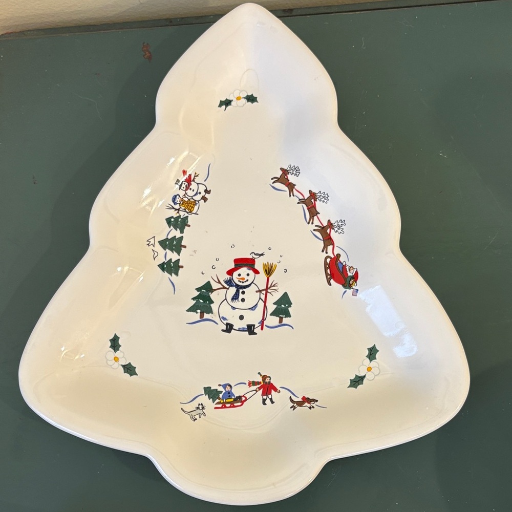 Vintage Pfaltzgraff ‘Snow Village’ White Ceramic Tree-Shaped Serving Dish